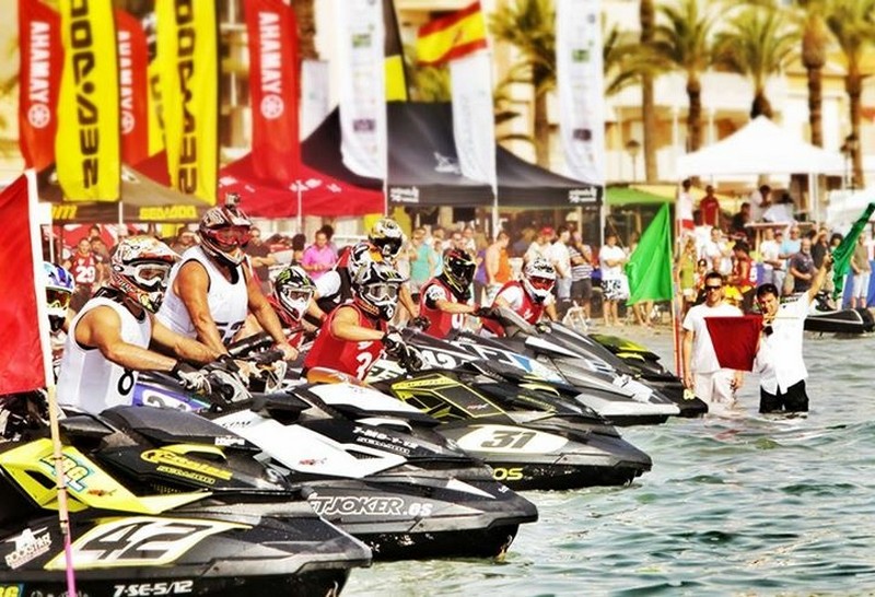 Doblete del navarro Juanma Cuevas en el Campeonato de España de Motonáutica